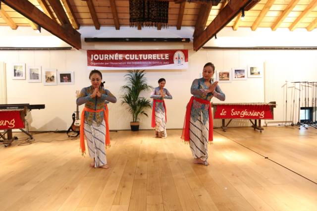 11953493_10153746327015628_129429518737321936_o